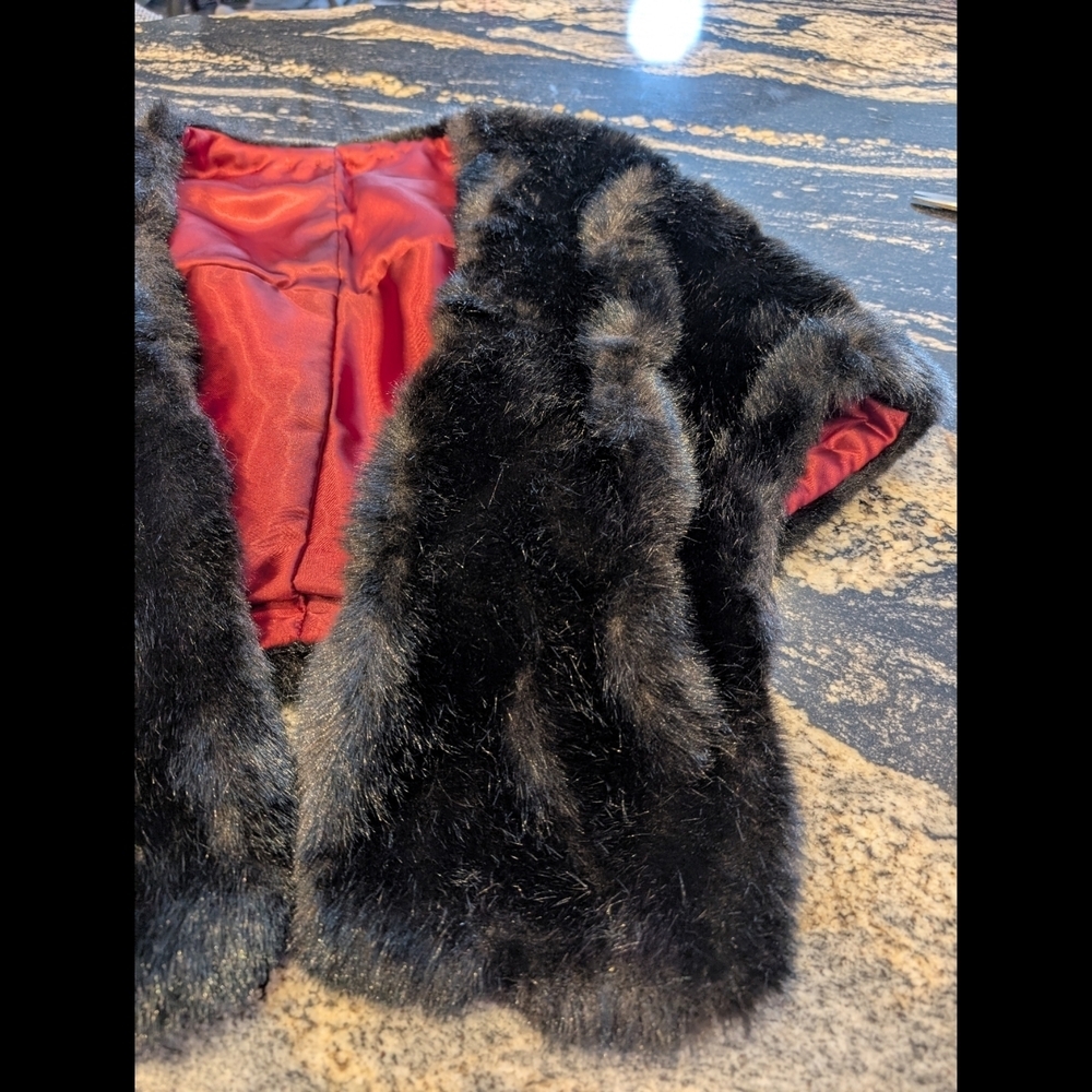 Vintage Black Fur Stole/Cape - Fur Type Unknown - Picture 4 of 12